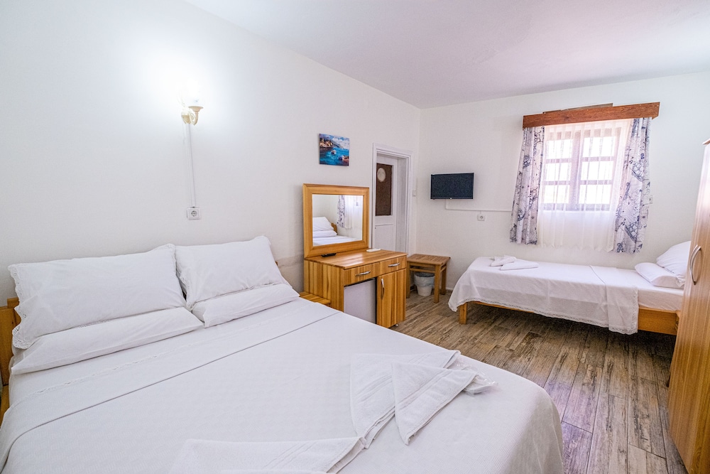 Bozcaada Lara Butik Otel - Image 19