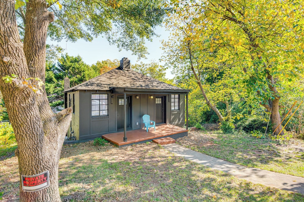 Studio Apartment Near East Atlanta Village