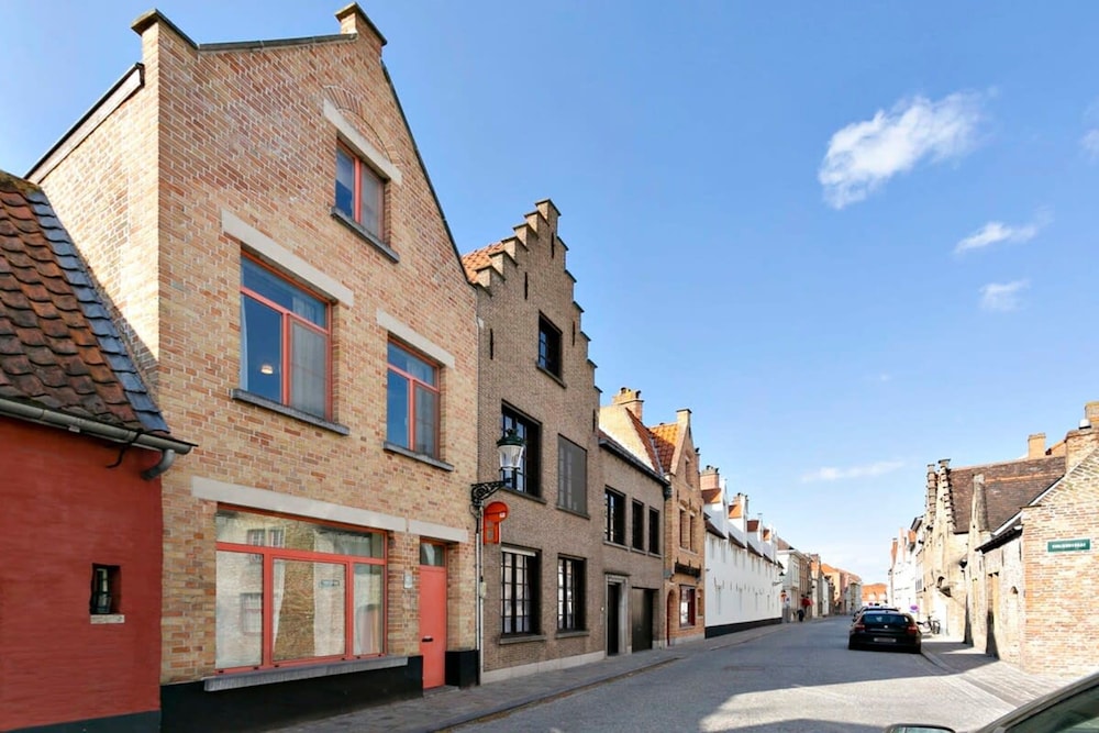 Charming Town House in Historic Centre of Bruges