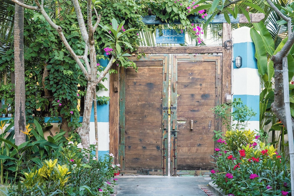 An Bang Beachside Boutique Homes & Villas