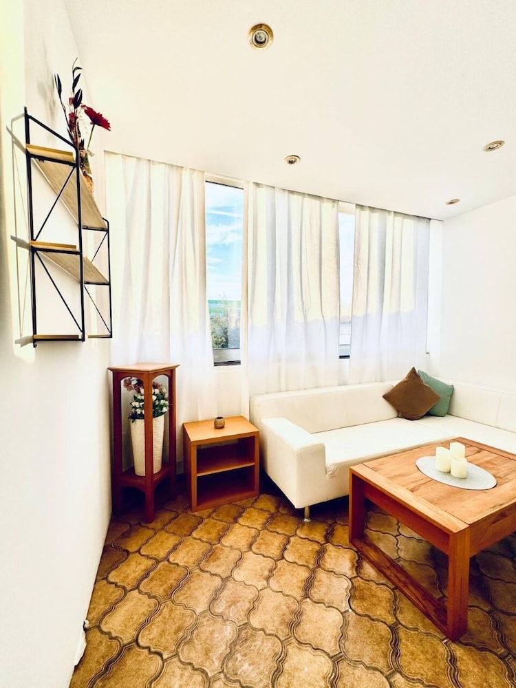 Cozy 7BR Villa Near Blumengarten