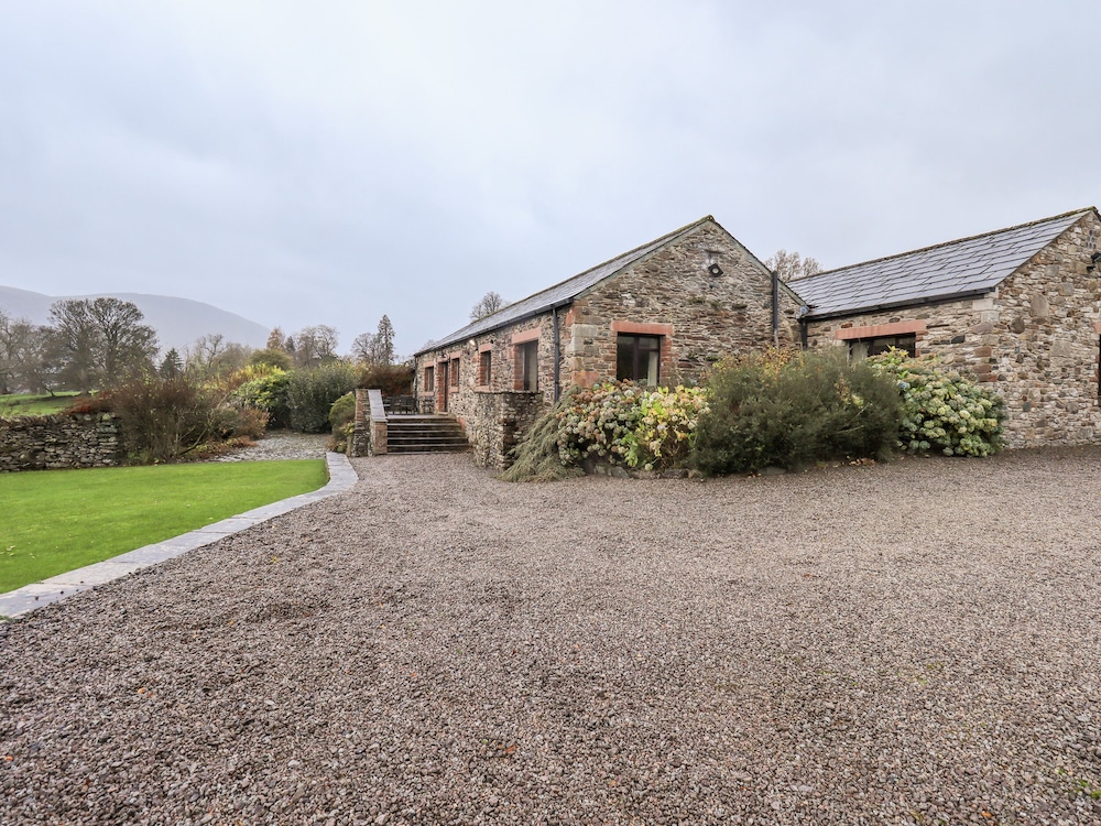 Low House