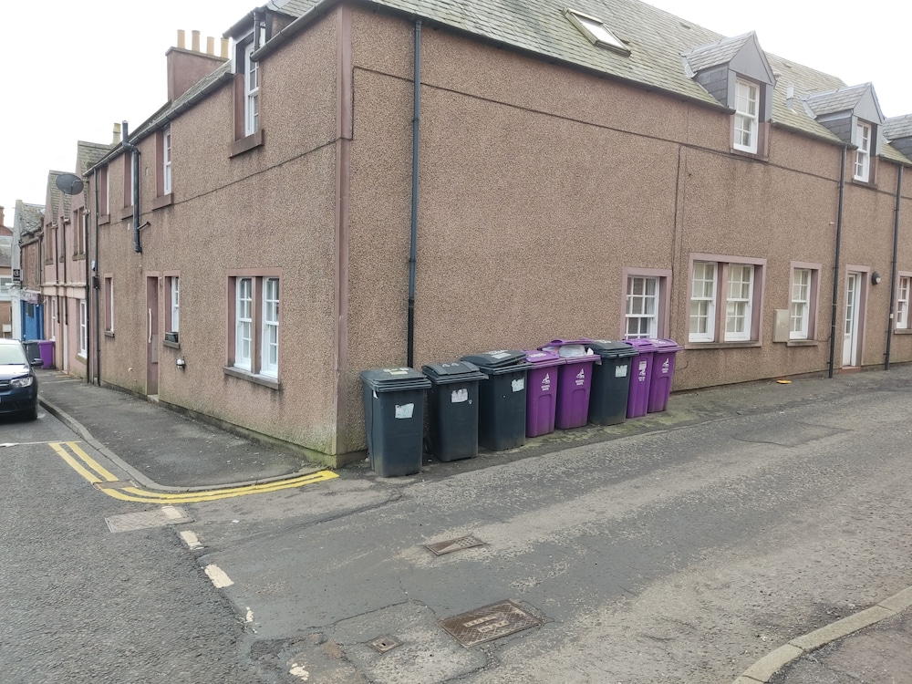 3-bed Cottage - Fast Wifi-big Garden - Town Centre