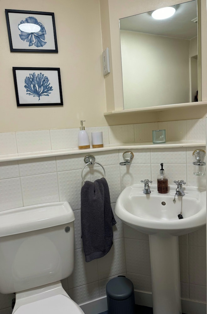 The Angove Guest House