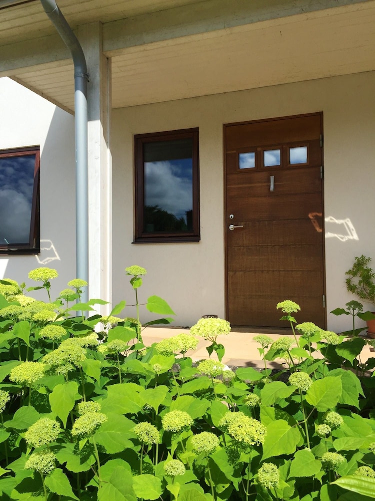 Sherborne Vacations - The Eco-Flat - Property Image 9