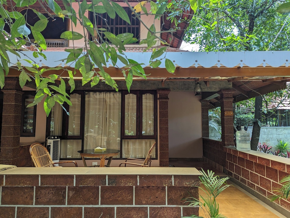 Neelambari Ecotourism Thrissur Aratupuzh