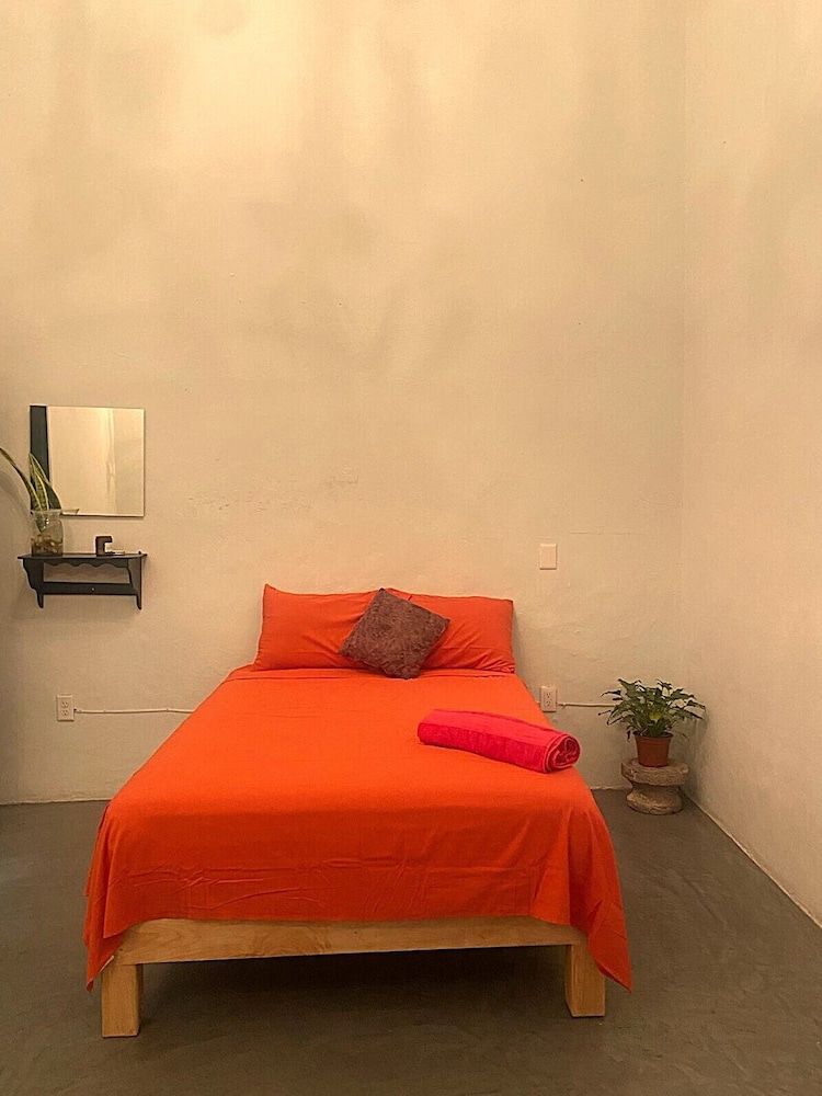 El Pinche Hostal