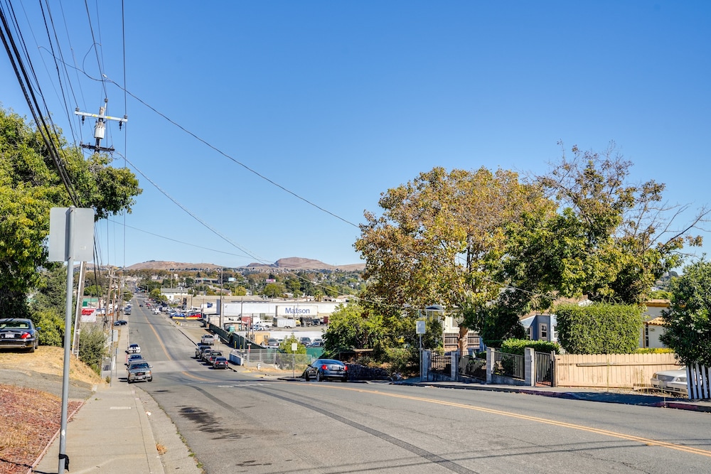 Vallejo Vacations - Vallejo Vacation Rental Close to Wine Outdoors - Property Image 13