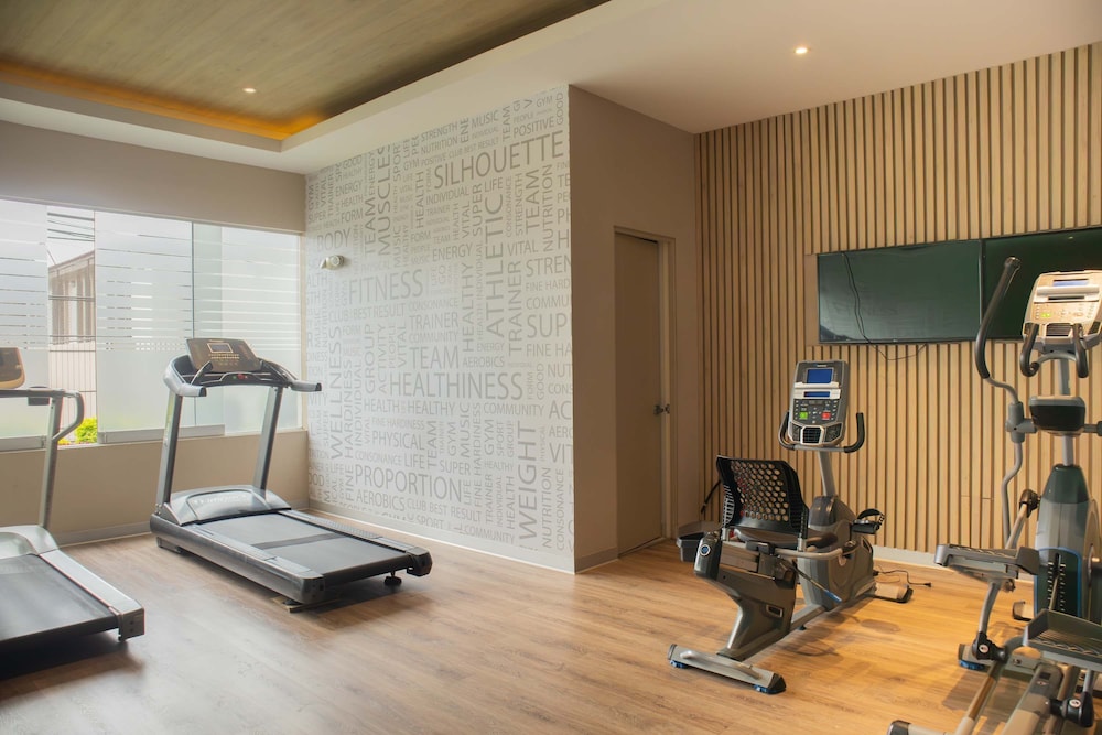 w Bright 1BR w Private Balcony in Barranco