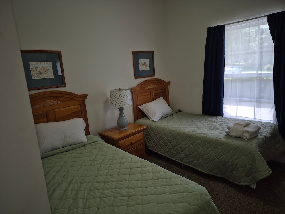 Cypress Bend 211 2 Bedroom Condo