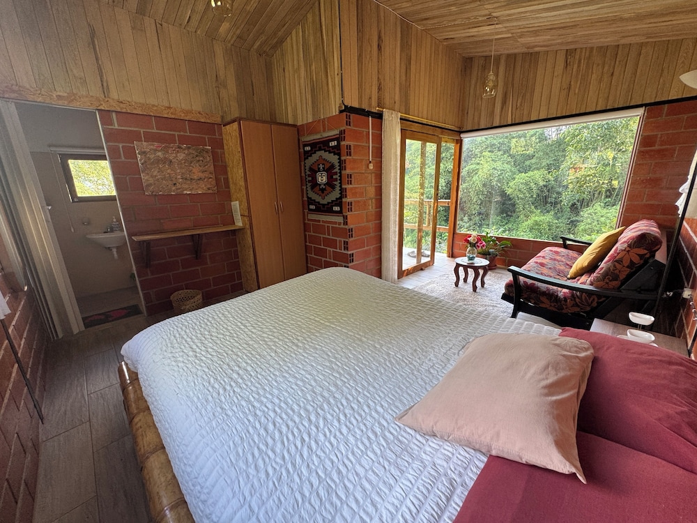 Green Bamboo Lodge