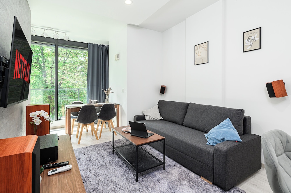 Lumina spacious apartments in Warsaw