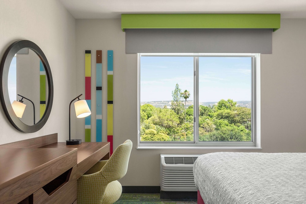 Hampton Inn  Suites Oroville - Property Image 22