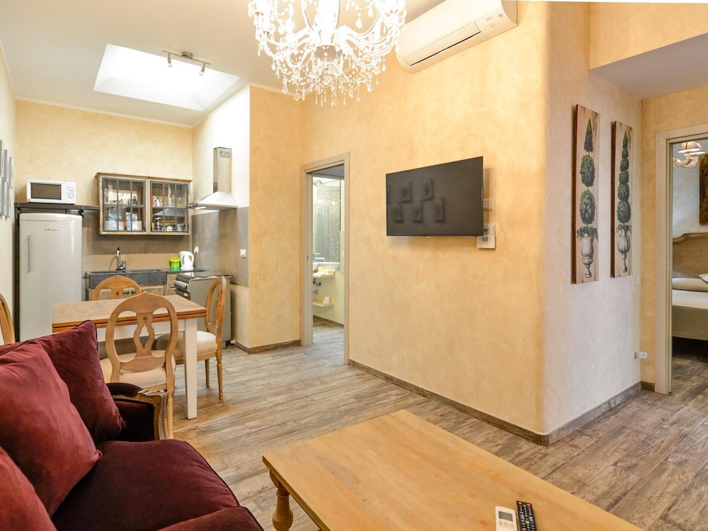 Bacall Apartment