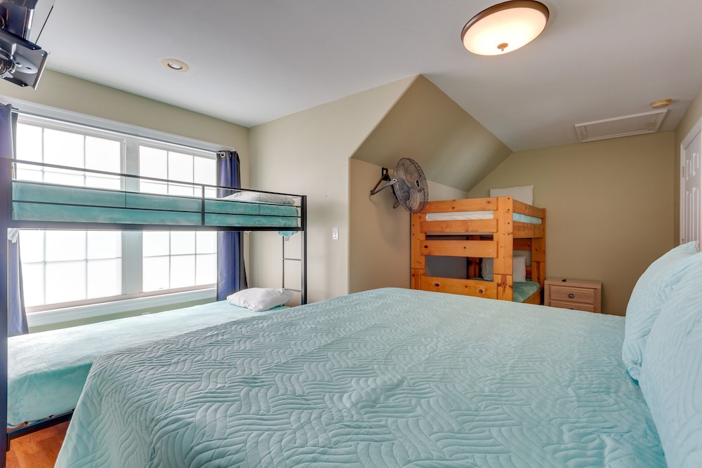 Orange Beach Family Duplex w/ Deck < 1 Mi to Shore view 2