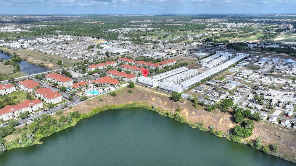 Harmony Haven Boutique Townhome At Azzure Resort Near Disney By Shine Villas 6 Bedroom Townhouse