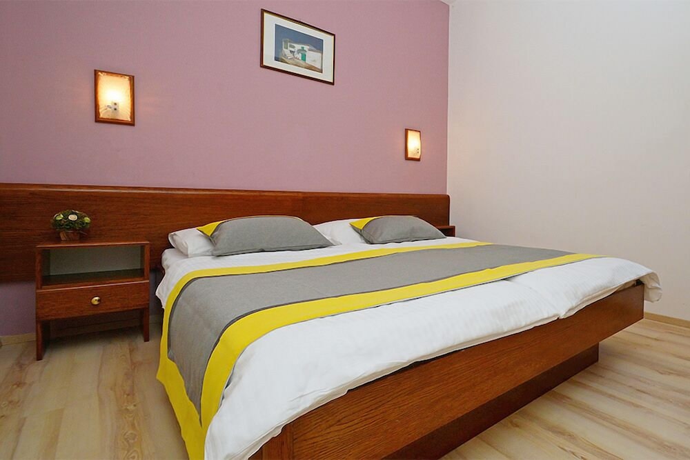 House Adrijana
