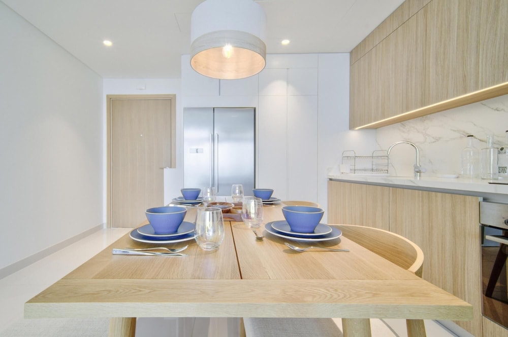 Luxury Sea View Living on Emaar Beachfront