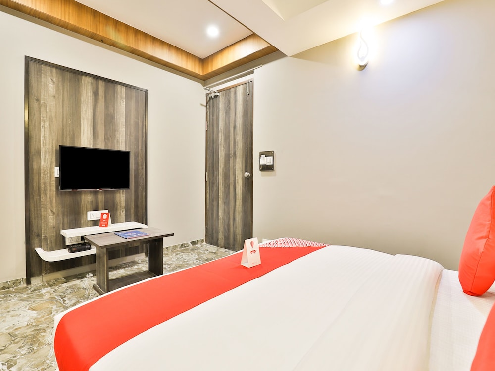 OYO 10962 Hotel Om Balaji
