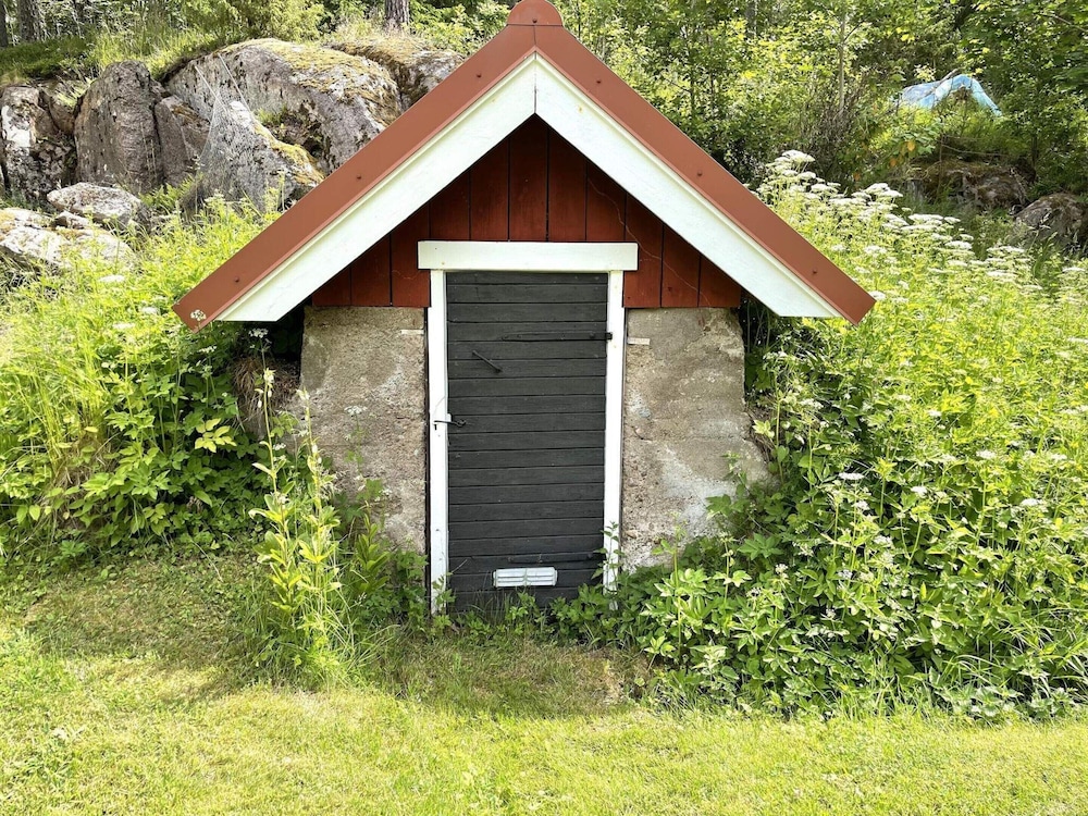 Photo 7