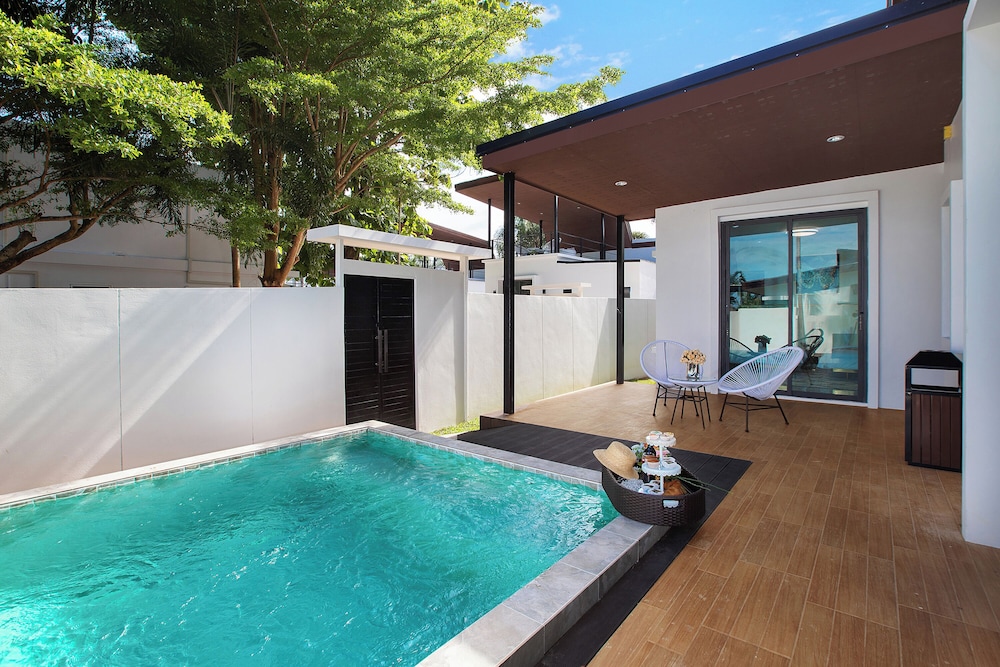 Nariya Bayfront Phuket view 5