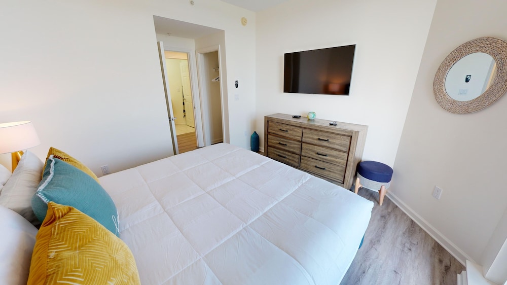Silver Beach 1006w 4 Bedroom Condo
