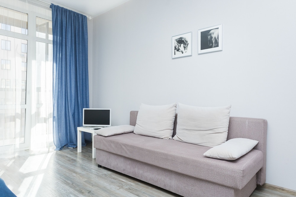 Apartment Etazhydaily Centr