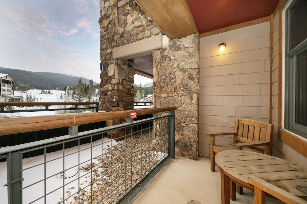 Zephyr Mountain Lodge - Winter Park CO Condos