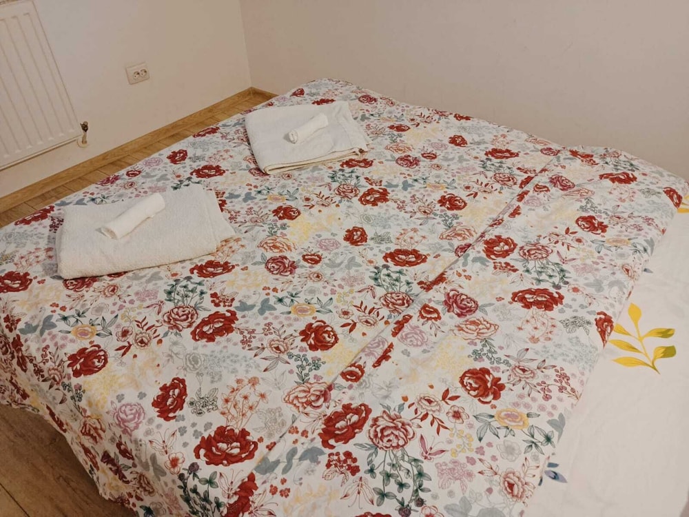 Wow Apartment in the city center view 3