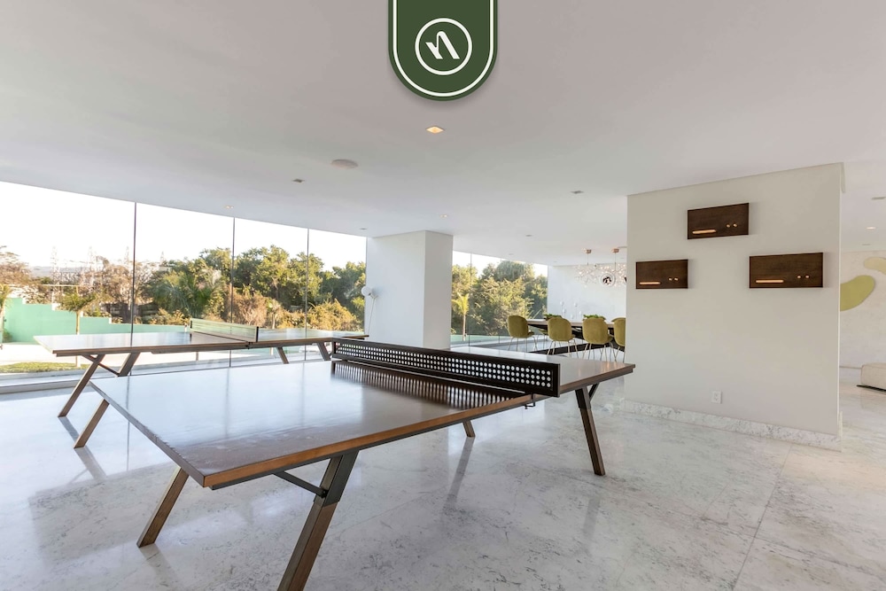 New 2BR APT - Beach Access - Pool - GYM - Jacuzzi