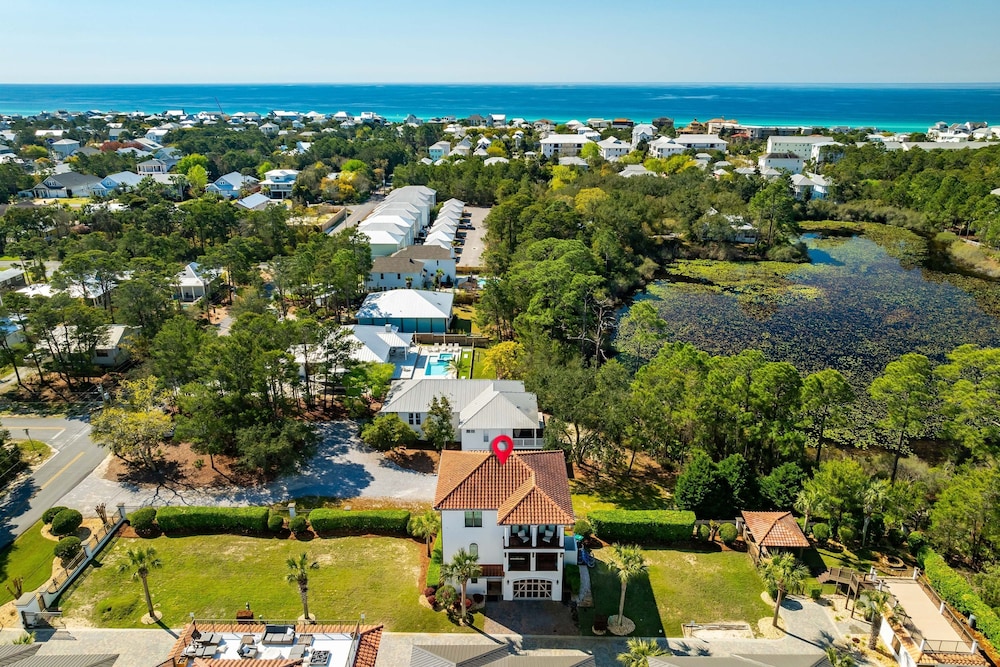 Modern Stay Near 30A w Pool Balcony Golf Cart Rental 30A Sunset Cove