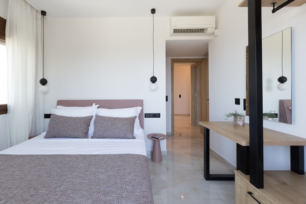 Villa Santa Irini 1 - With Heated Pool