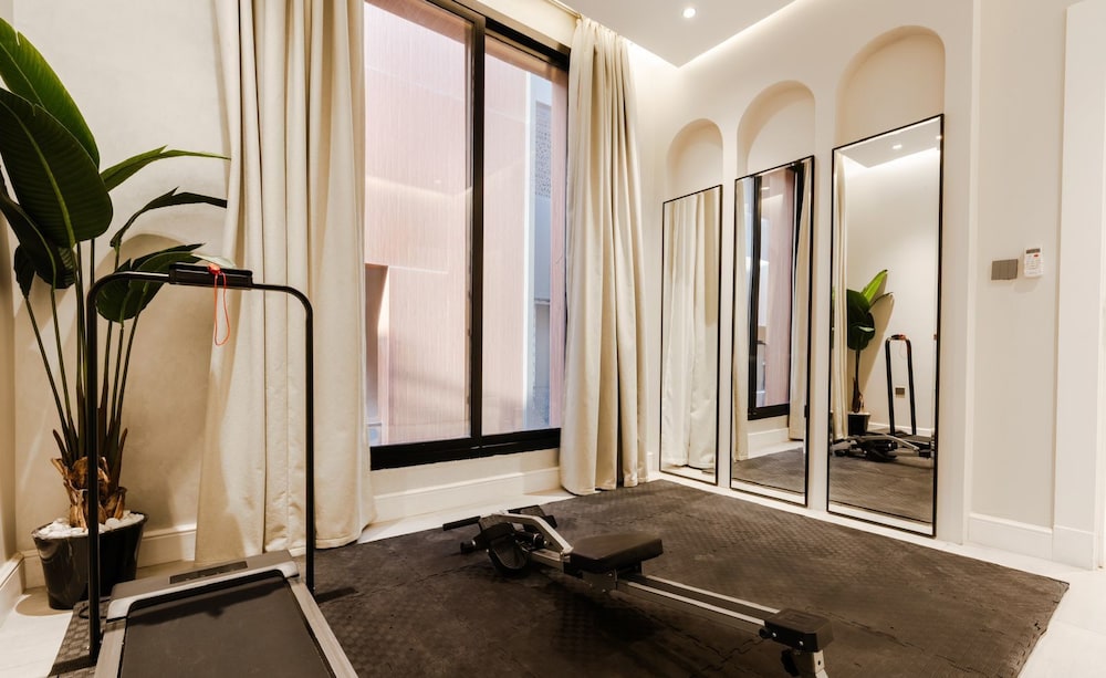 Two Bedroom Luxury Flat in Al-narjis