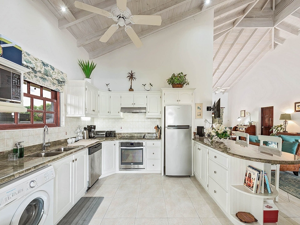 Gibbs Glade Villa 4 Bedroom Home by Bluescape