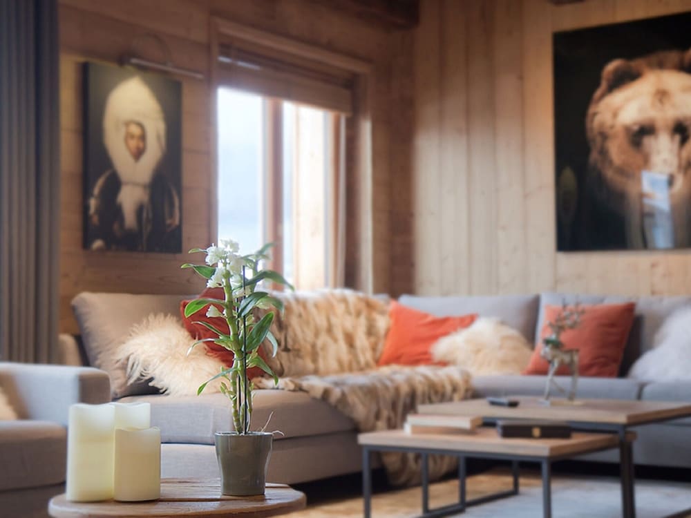 Chalet in Les Deux Alpes With Heated Pool