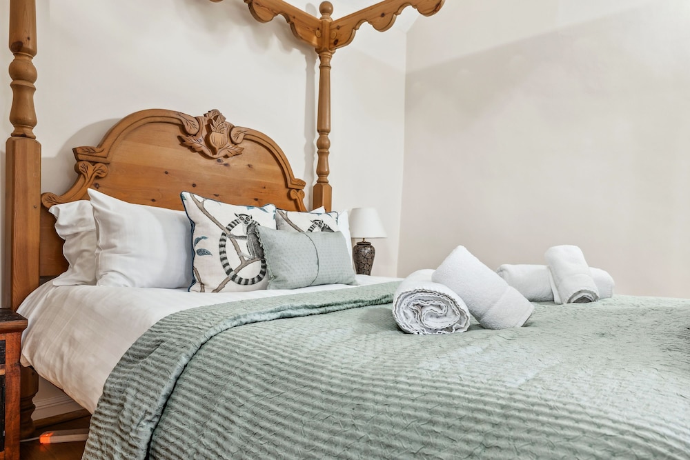 Host Stay Ivy Farm House - Wetton