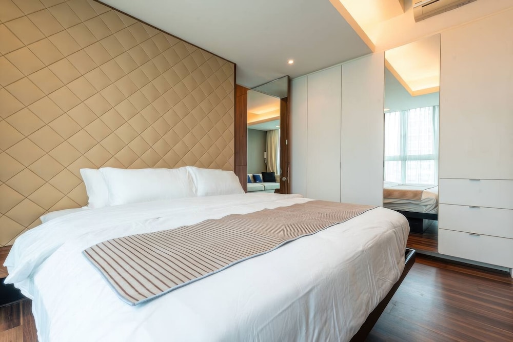 VERVE Suites KL South Apartments & Condo