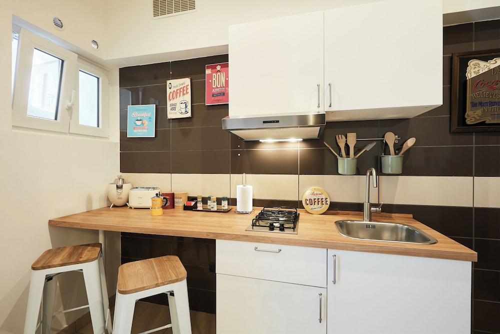 Vicky's Luxury Guesthouse by Napoliapartments