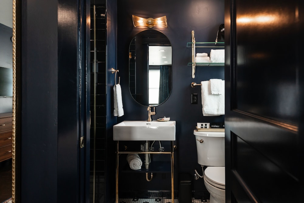 The Hotel Melrose