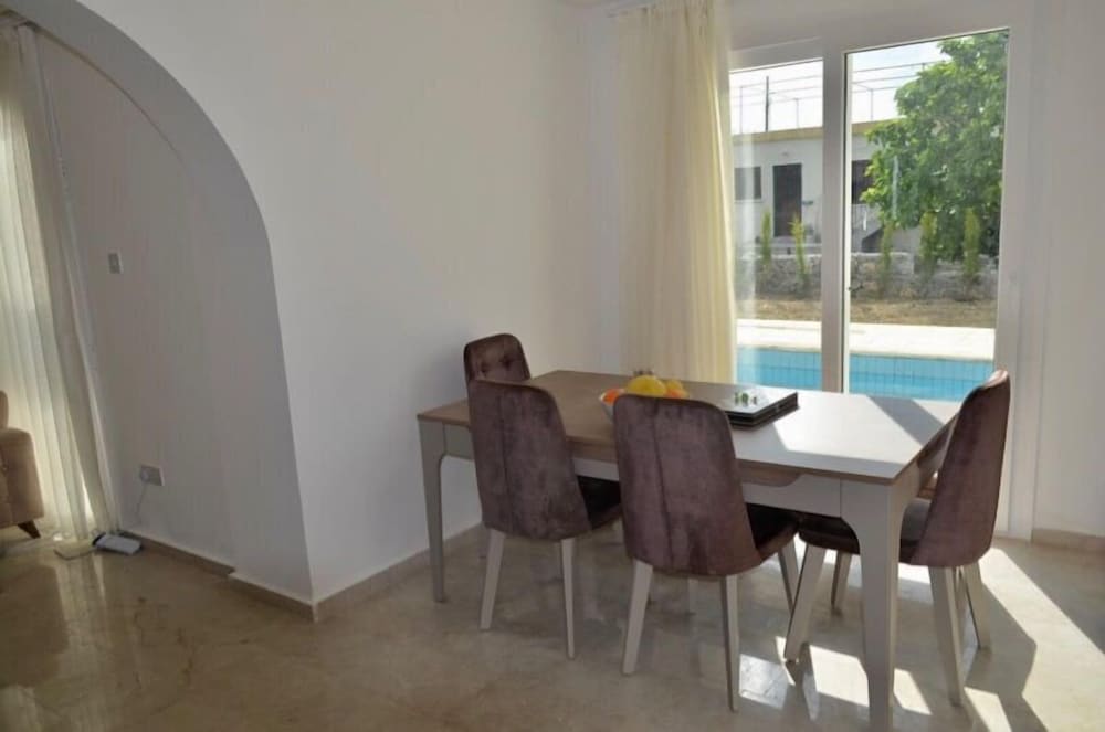 Villa 4 Bedroom sea view view 5