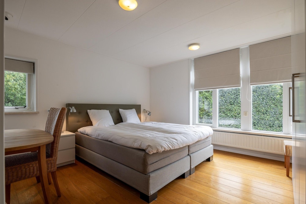 Holiday Home Near Veerse Meer With Terrace