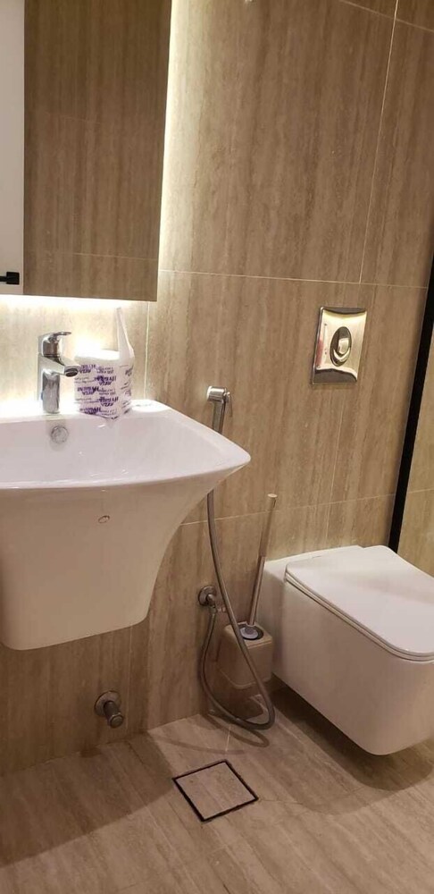 The quiet apartment at dammam corniche