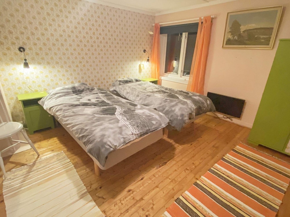 8 Person Holiday Home in Stonglandseidet view 4