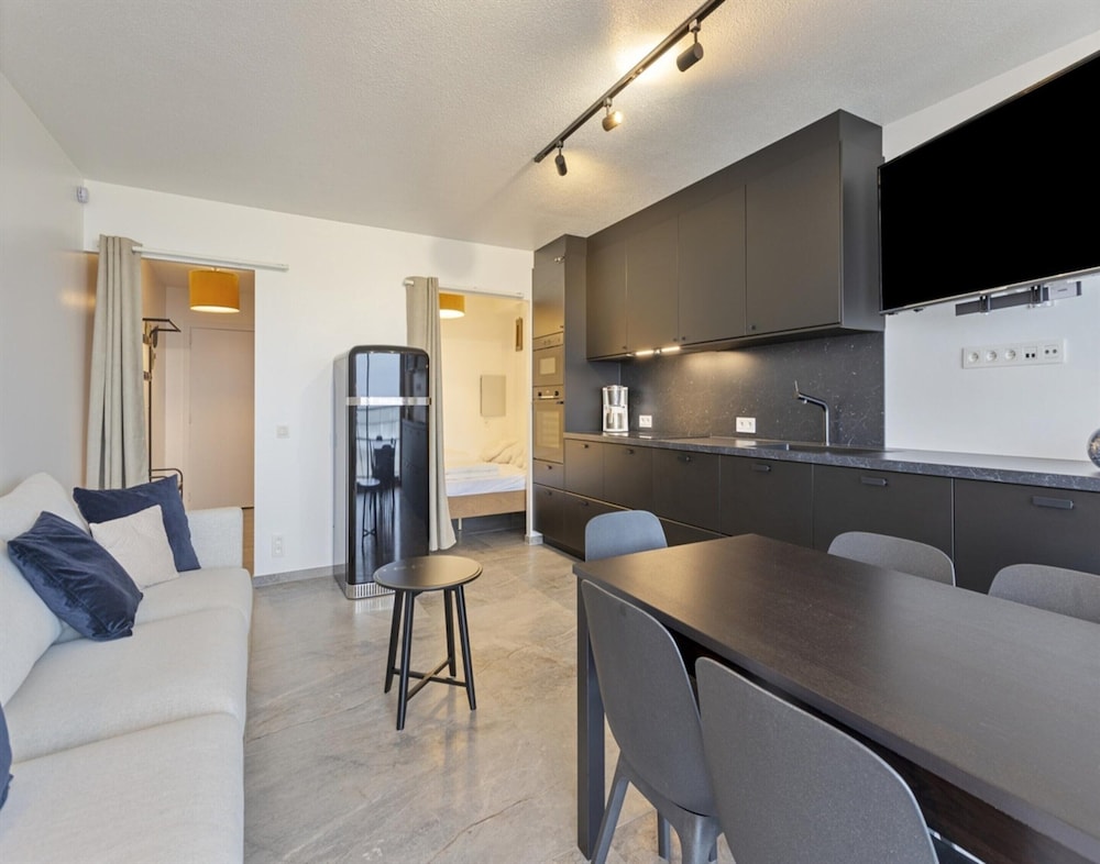 Apartment for 4 People With Terrace