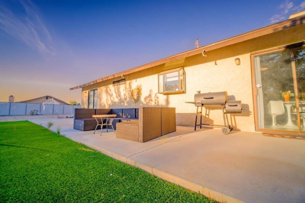 @marbella Lane - Stargazing Desert Oasis