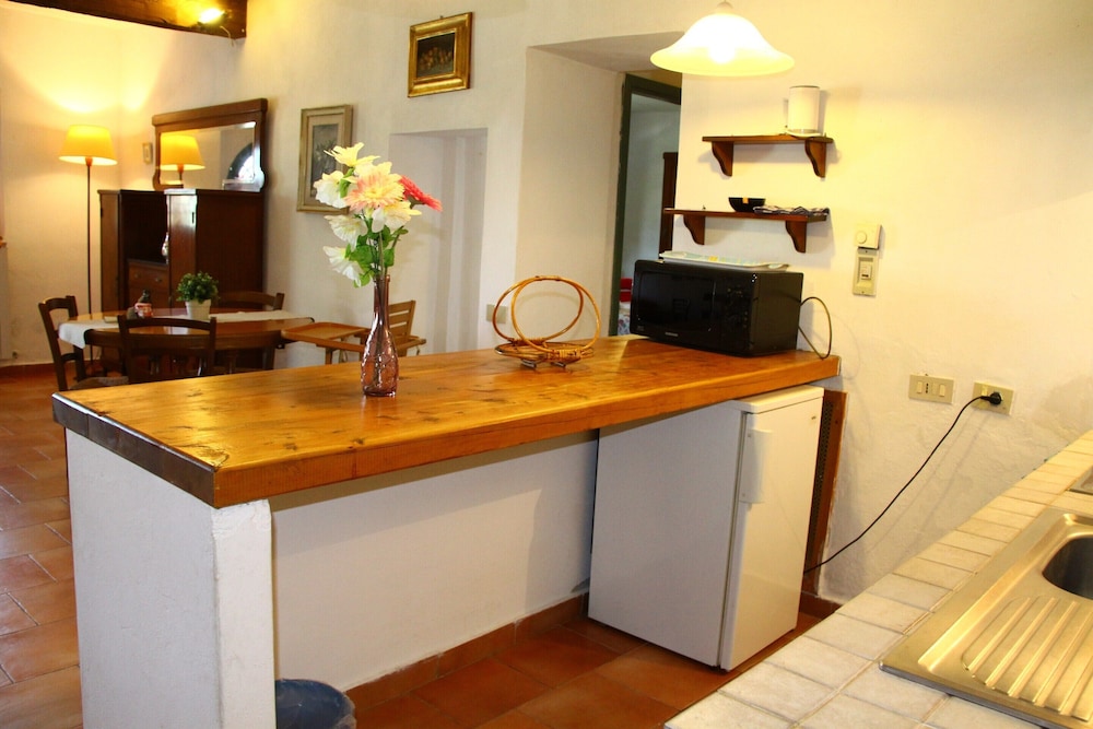 Apartment Between Pisa and Livorno