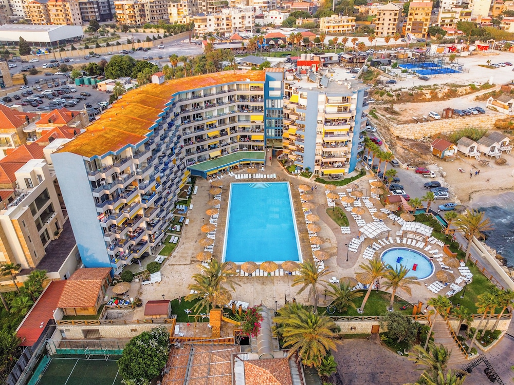 Wave 515 - Getaway Chalet at Sawary Resort Batroun