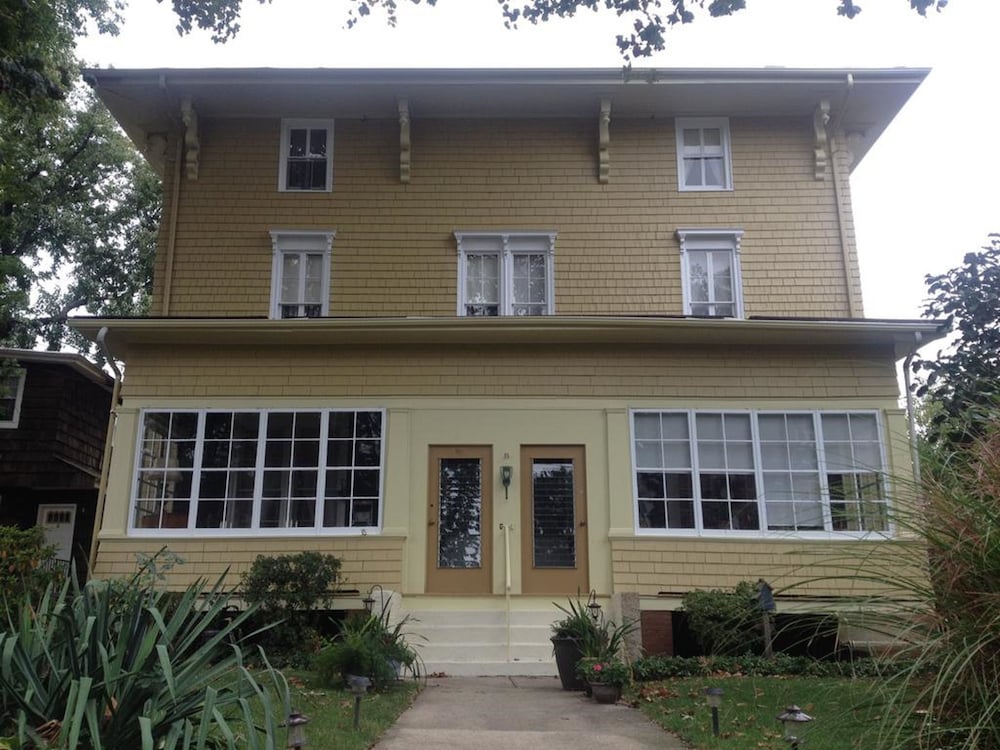 New York City Vacations - Victorian Bed  Breakfast - Property Image 1