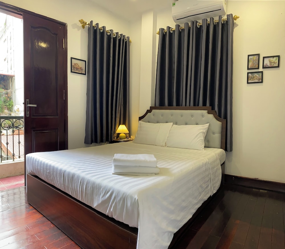 Hanoi Adela Hotel