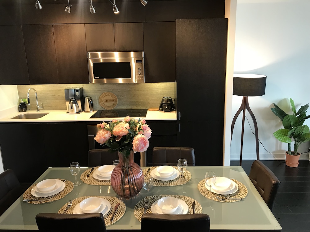 Private Home 3 Bedroom 2 Bath Downtown